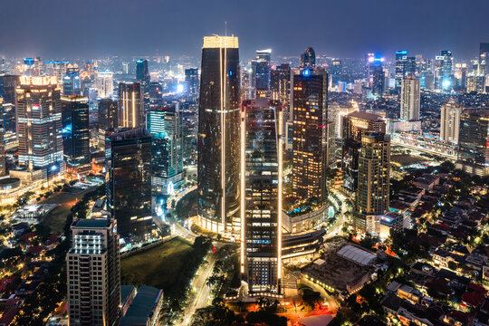 Pemandangan Kota Jakarta di Malam Hari