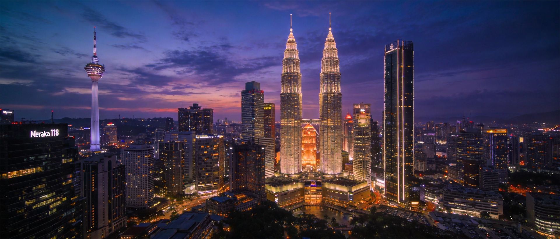 Pemandangan Langit Malam Kuala Lumpur